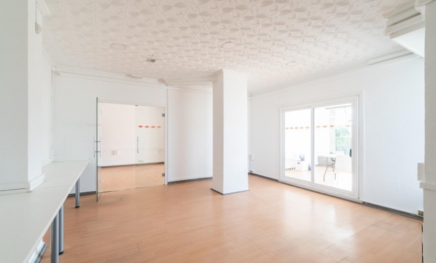 Long time Rental - Commercial Unit -
Orihuela Costa - La Zenia