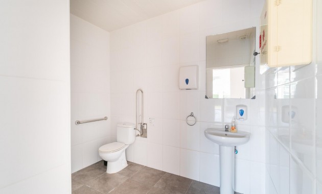 Long time Rental - Commercial Unit -
Orihuela Costa - La Zenia