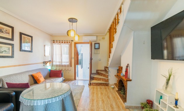 Resale - Terraced house -
Torrevieja - Los Balcones - Los Altos del Edén