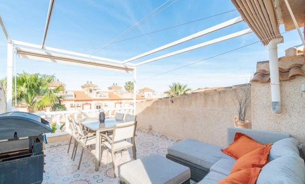 Sale - Terraced house -
Orihuela Costa - Playa Flamenca