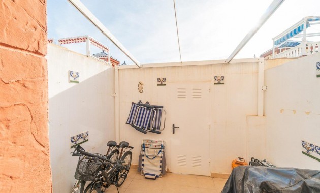 Sale - Terraced house -
Orihuela Costa - Playa Flamenca