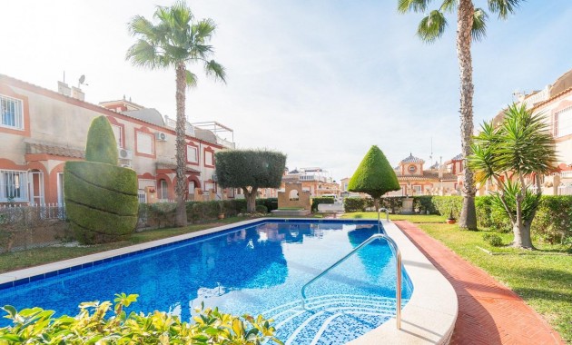 Sale - Terraced house -
Orihuela Costa - Playa Flamenca
