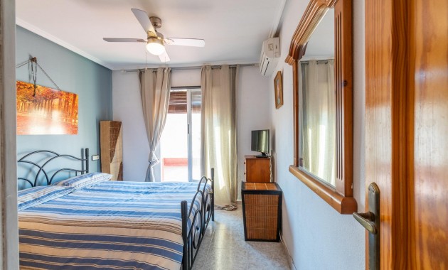 Sale - Terraced house -
Torrevieja - Los Balcones - Los Altos del Edén