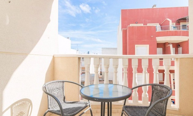 Resale - Wohnung -
Torrevieja - Centro