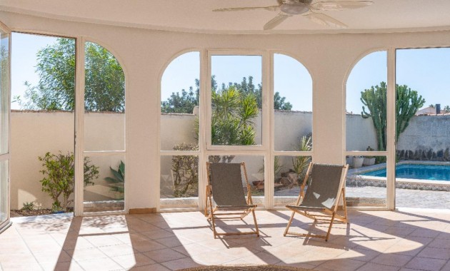 Sale - Villa -
Orihuela Costa - Playa Flamenca