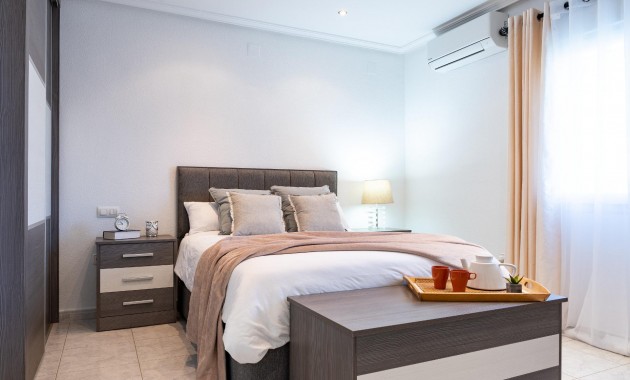 Sale - Villa -
Orihuela Costa - Playa Flamenca