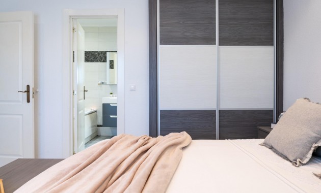 Sale - Villa -
Orihuela Costa - Playa Flamenca