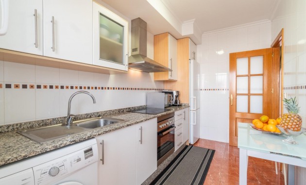 Resale - Terraced house -
Orihuela Costa - Villamartin