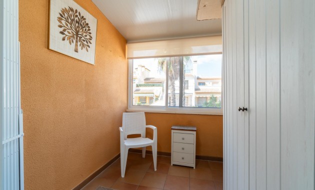 Resale - Terraced house -
Orihuela Costa - Villamartin