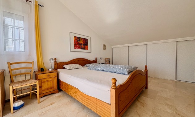 Resale - Einfamilienhaus -
Orihuela - Villamartin