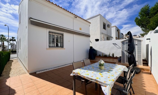Resale - Einfamilienhaus -
Orihuela - Villamartin