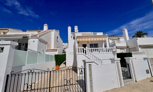 Resale - Einfamilienhaus -
Orihuela - Villamartin