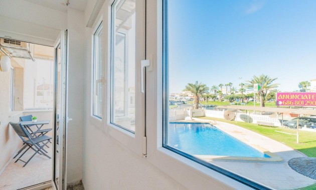 Venta - Flat -
Orihuela Costa - La Zenia