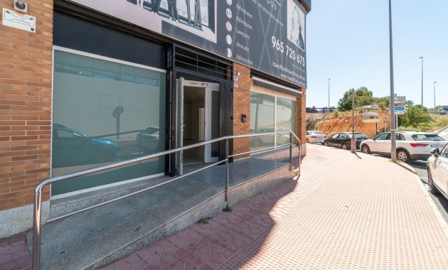 Alquiler a largo plazo - Commercial Unit -
Orihuela Costa - Playa Flamenca