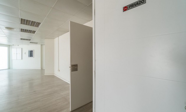 Alquiler a largo plazo - Commercial Unit -
Orihuela Costa - Playa Flamenca