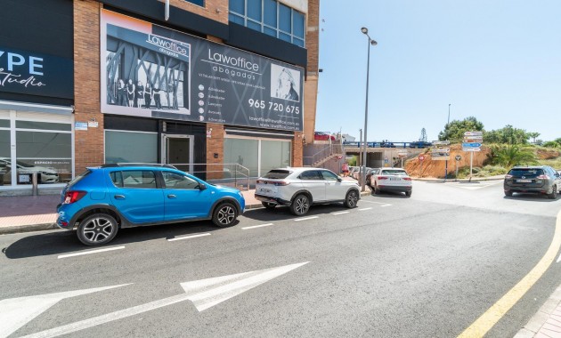 Alquiler a largo plazo - Commercial Unit -
Orihuela Costa - Playa Flamenca