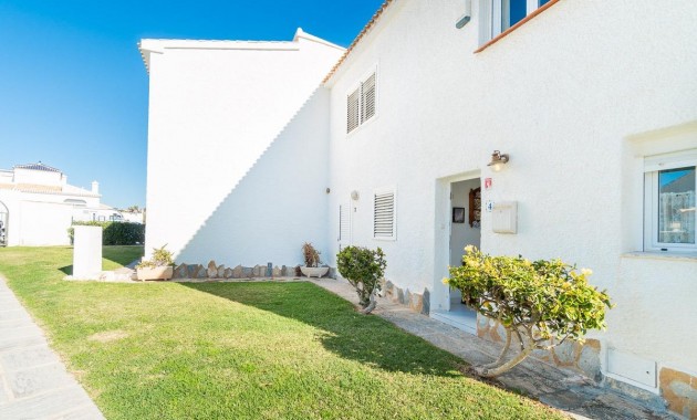 Venta - Terraced house -
Orihuela Costa - Playa Flamenca