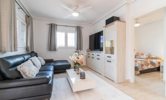 Venta - Chalet -
Orihuela Costa - Zeniamar-Horizonte-La Campana