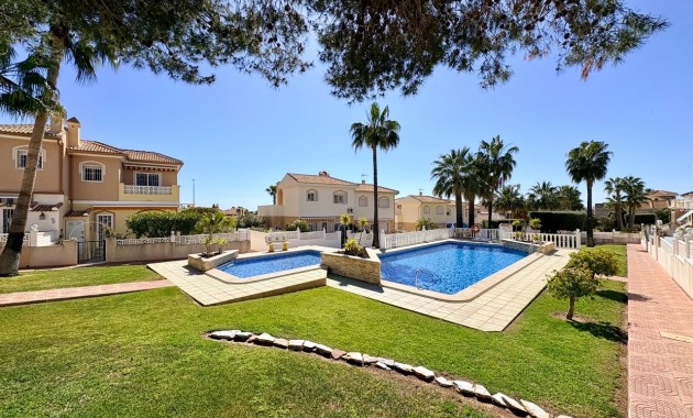 Resale - Adosado -
Rojales - Ciudad Quesada