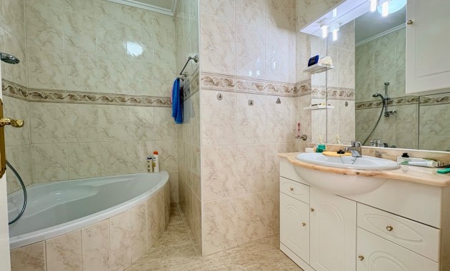 Resale - Adosado -
Rojales - Ciudad Quesada