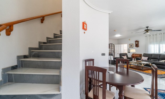 Venta - Villa -
Orihuela Costa - La Zenia