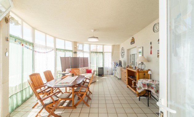 Venta - Villa -
Orihuela Costa - La Zenia