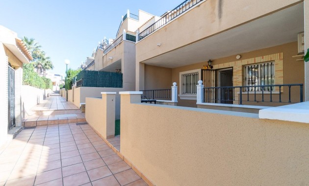 Venta - Bungalow -
Orihuela Costa - Villamartin