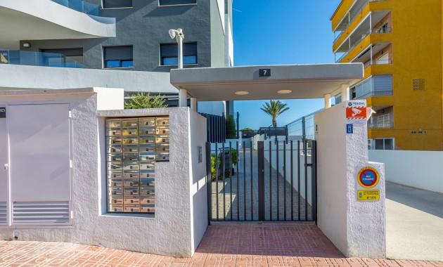 Sale - Apartment -
Torrevieja - Rocio del mar