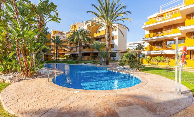 Sale - Apartment -
Torrevieja - Punta prima