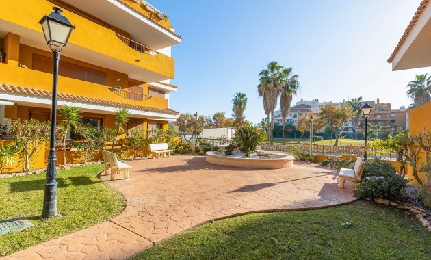Sale - Apartment -
Torrevieja - Punta prima
