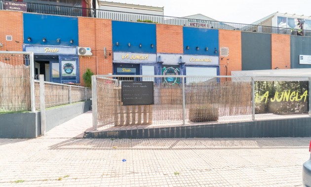 Alquiler a largo plazo - Commercial Unit -
San Fulgencio - URB. LA MARINA