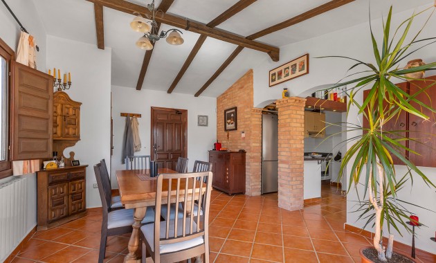 Resale - Villa -
Orihuela - Orihuela Costa
