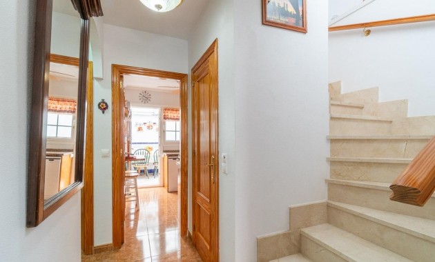 Resale - Terraced house -
Orihuela Costa - PAU 8