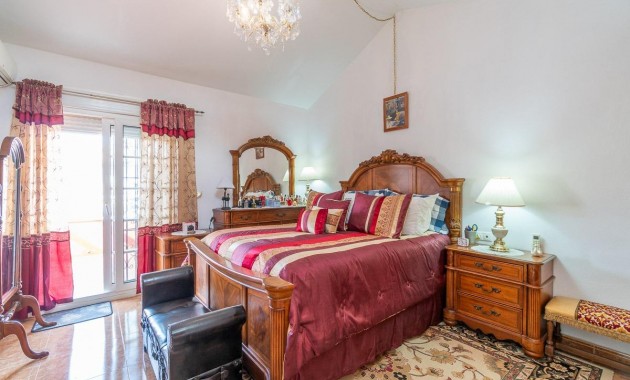 Resale - Terraced house -
Orihuela Costa - PAU 8