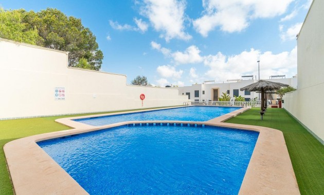 Resale - Terraced house -
Orihuela Costa - PAU 8
