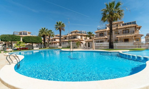 Resale - Terraced house -
Orihuela Costa - Playa Flamenca