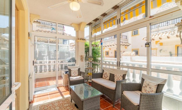 Resale - Terraced house -
Orihuela Costa - Playa Flamenca