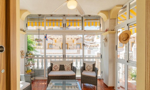Resale - Terraced house -
Orihuela Costa - Playa Flamenca