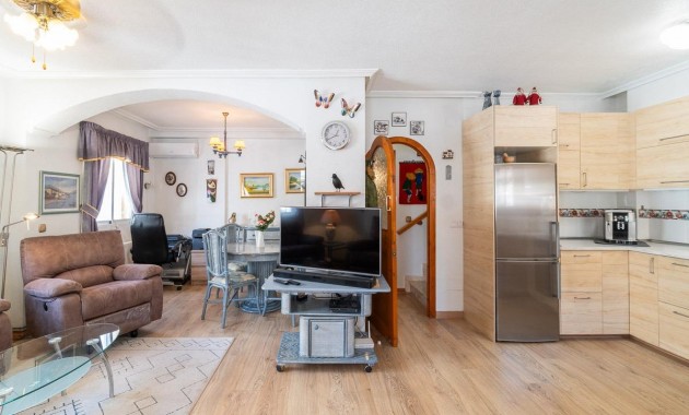 Resale - Terraced house -
Orihuela Costa - Playa Flamenca