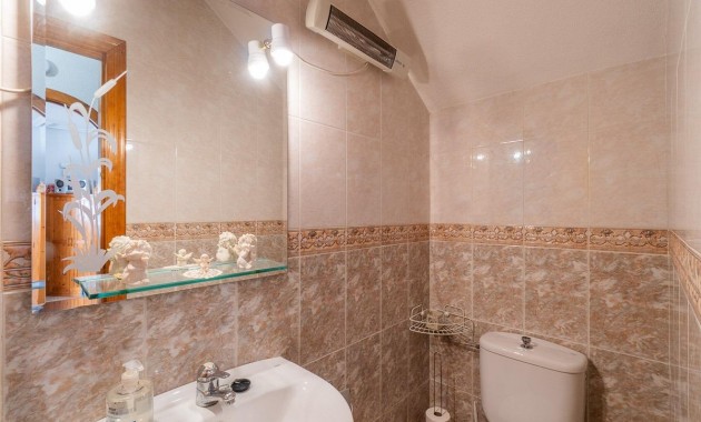 Resale - Terraced house -
Orihuela Costa - Playa Flamenca