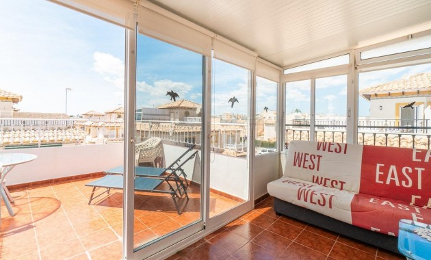 Resale - Terraced house -
Orihuela Costa - Playa Flamenca