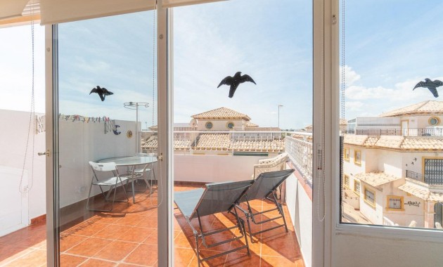 Resale - Terraced house -
Orihuela Costa - Playa Flamenca