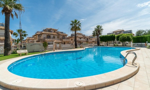 Resale - Terraced house -
Orihuela Costa - Playa Flamenca