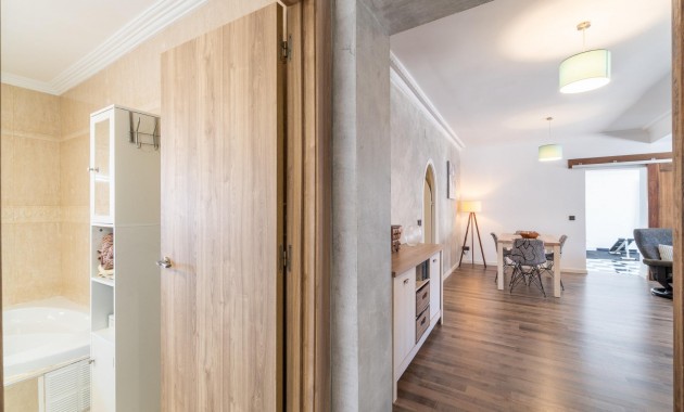Sale - Villa -
Torrevieja - Torreta florida