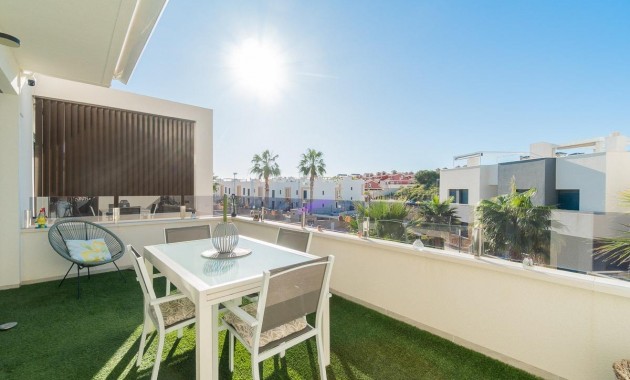 Resale - Wohnung -
Orihuela Costa - PAU 26