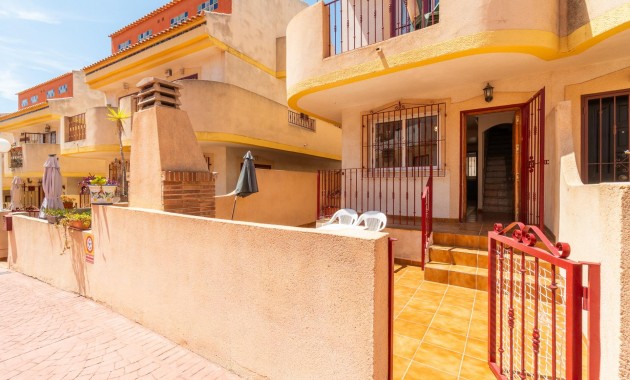 Long time Rental - Terraced house -
Orihuela Costa - La Zenia