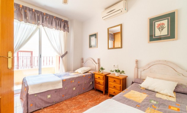 Long time Rental - Terraced house -
Orihuela Costa - La Zenia