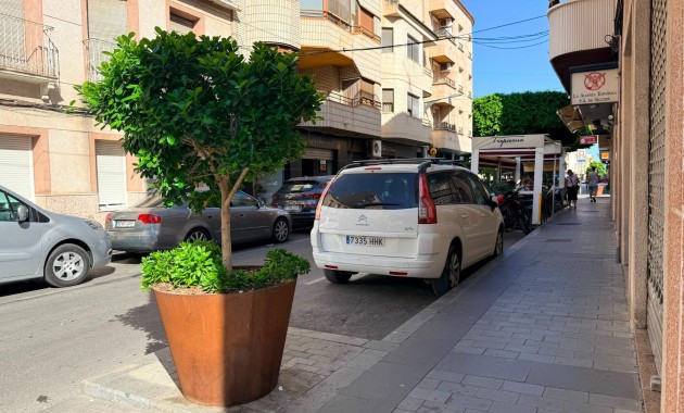 New Build - Commercial Unit -
Almoradi - Almoradí Centro