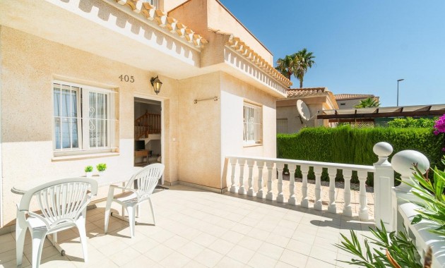 Sale - Villa -
Orihuela Costa - Playa Flamenca