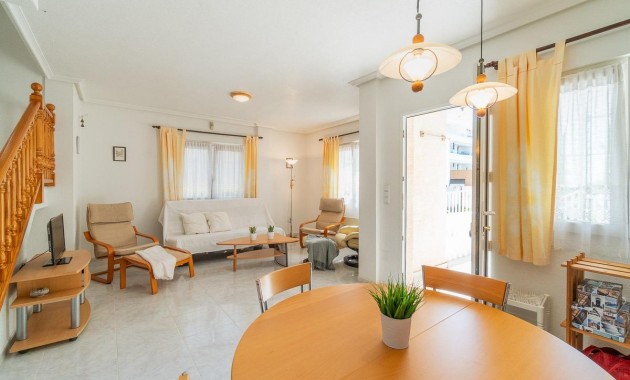 Sale - Villa -
Orihuela Costa - Playa Flamenca